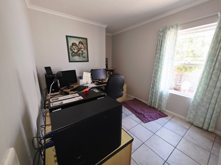 3 Bedroom Property for Sale in Parklands Western Cape